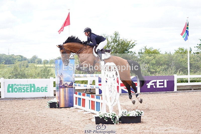 240721A-142408-18666 - Cls 32, YH 6 Yr Olds 1.30m