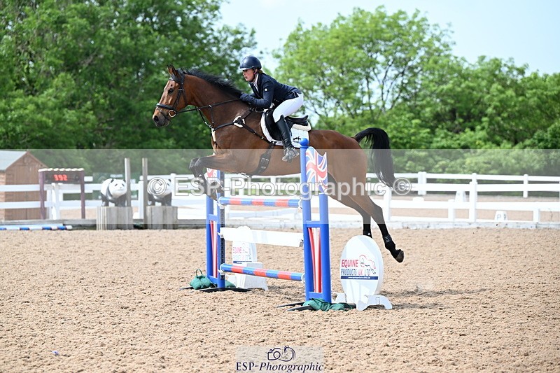 240605A-153520-00909 - Cls 5 Foxhunter and 1.20m Open