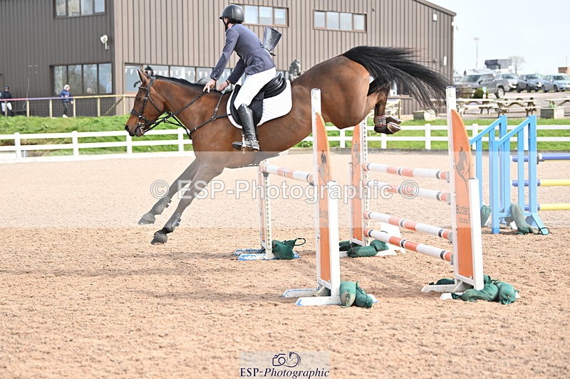 240407A-115951-05292 - Cls 27 Chard 1.05m & 1.10m Grand Prix