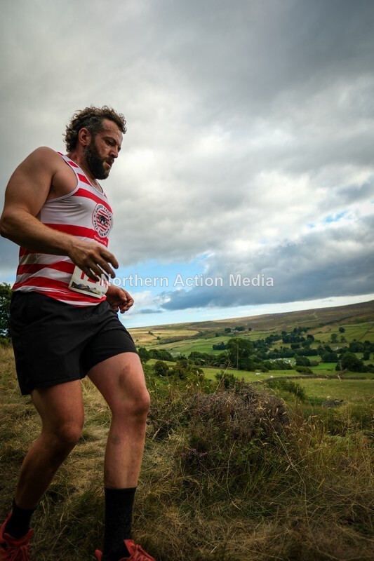 DSCF5456 - Reeth Fell race seniors