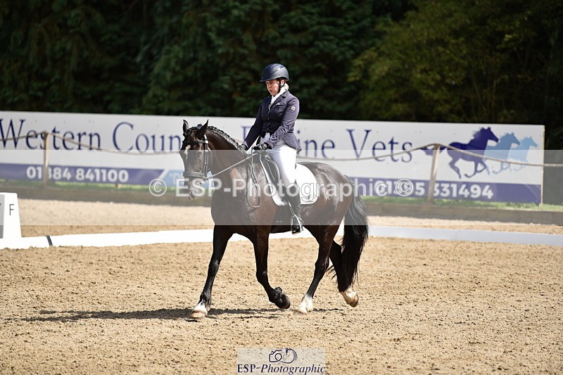 140110A-045428-12310 - 168-Samantha.Pring-Tongwynlais.Moon.Dancer