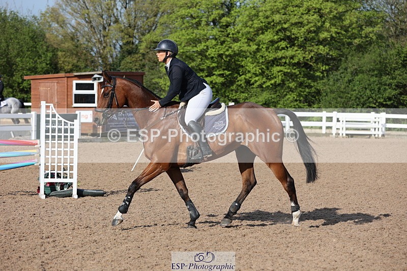 240510A-082850-04251 - Cls 13 British Novice and 90cm Open