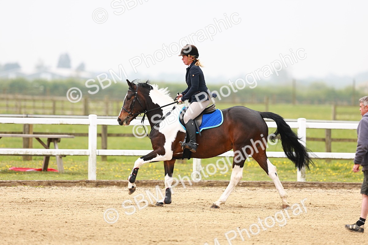  - Class 14a - Clear Round