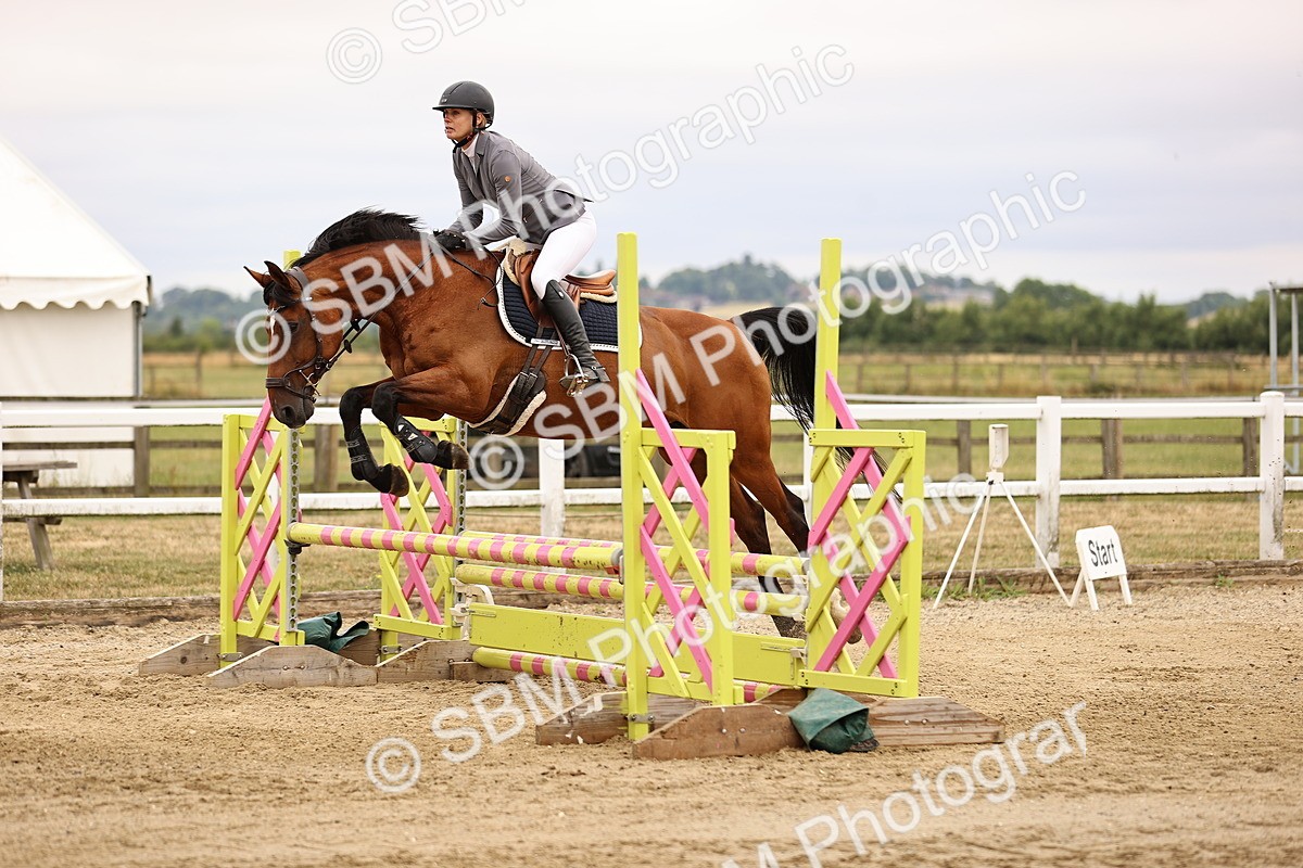 SBM_024286 - Class 8 - Clear Round