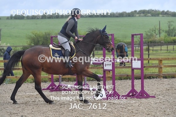 JAC_7612 - CLASS 14  Senior Newcomers/ 1.10m Open