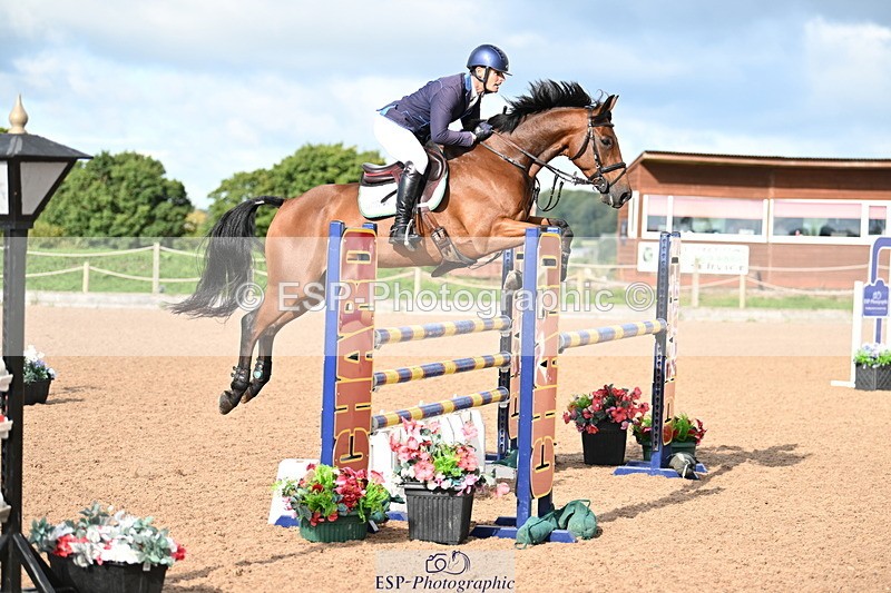 240912A-095940-00308 - Cls 1 Snr 1.05m & 1.10m Open