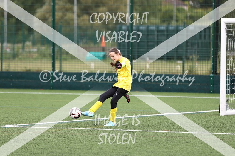 1DX31948 - Sat 6th U12 Girls