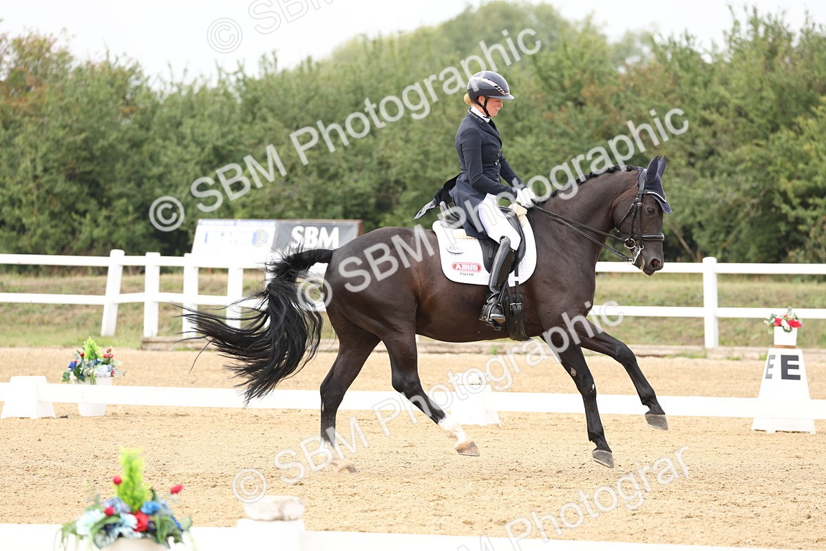 SBM_008238 - Class 10 - FEI INT I - 16.10-16.50