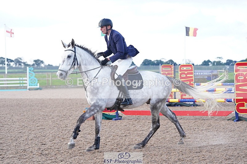 241005A-093258-04295 - SAT Cls 8 Snr British Novice & 90cm Open