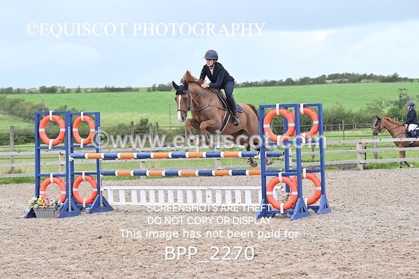 BPP_2270 - CLASS 4  FRI Senior Newcomers/ 1.10m Open