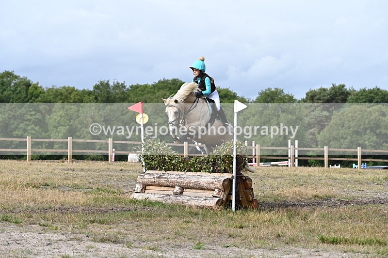 WJ6_0196 - XC Time 10:53 to 11:00