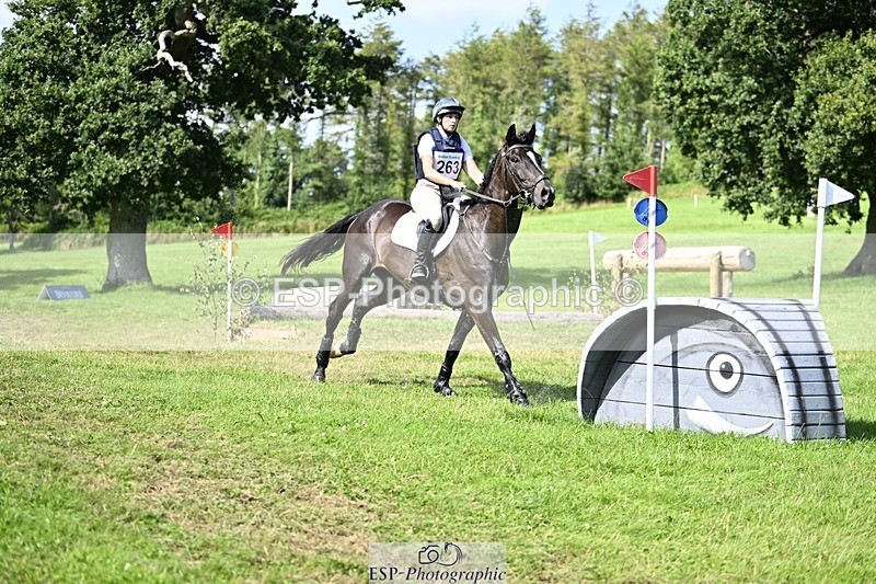 240803-161640-09899 - 263-Torie_Sleep-DUTCH-MAN