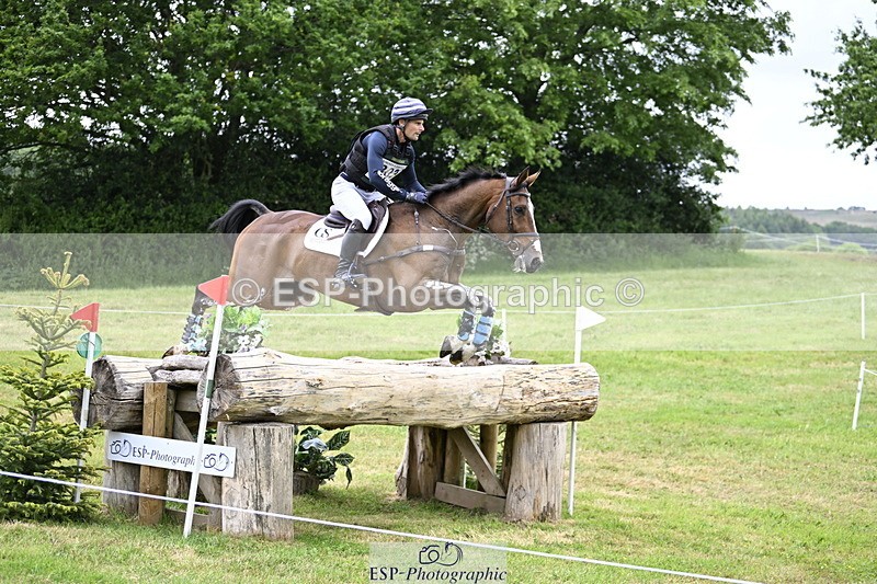 250524A-111052-09107 - B-303-Alexander.Bragg-SHANNONDALE.ALDO