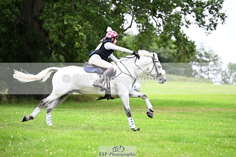 240803-111403-01251 - 007-Isla_Willmington-ATH_BUI_DUNBOY