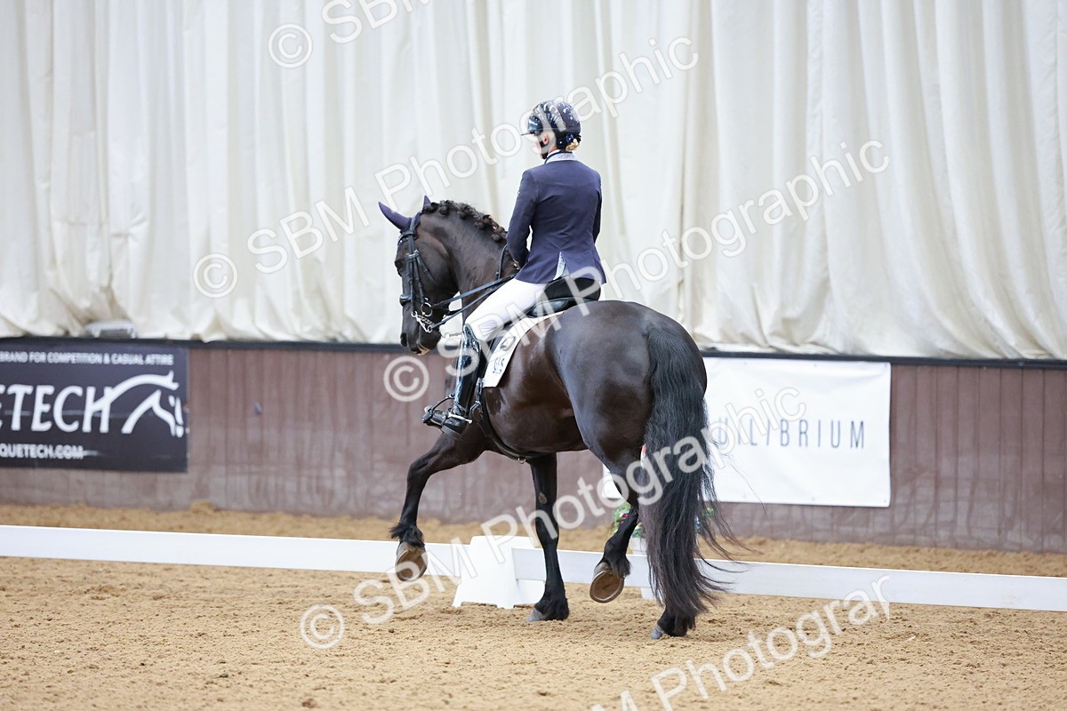 SBM_005882 - Class 3 - Medium 6 - 14.40-15.52