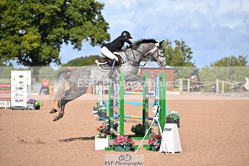 250912-103659-03941 - Cls 15 Snr Foxhunter