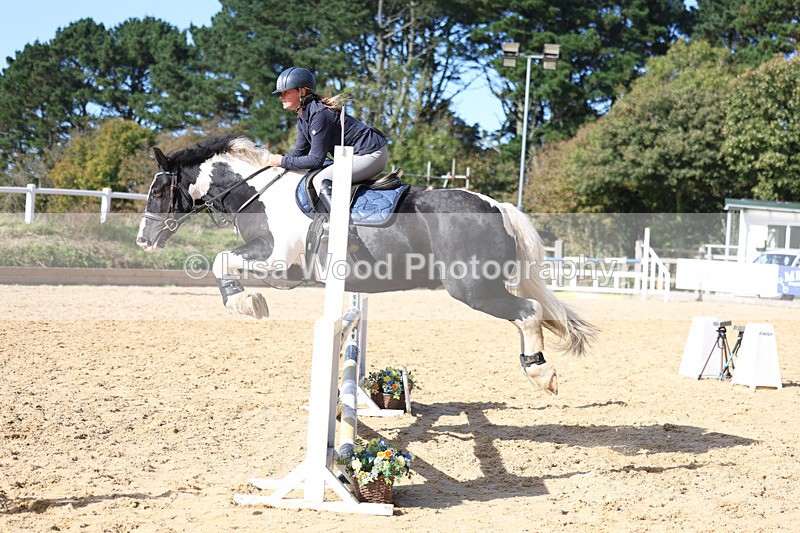 3E7A5306 - Class 9: 80cm Senior