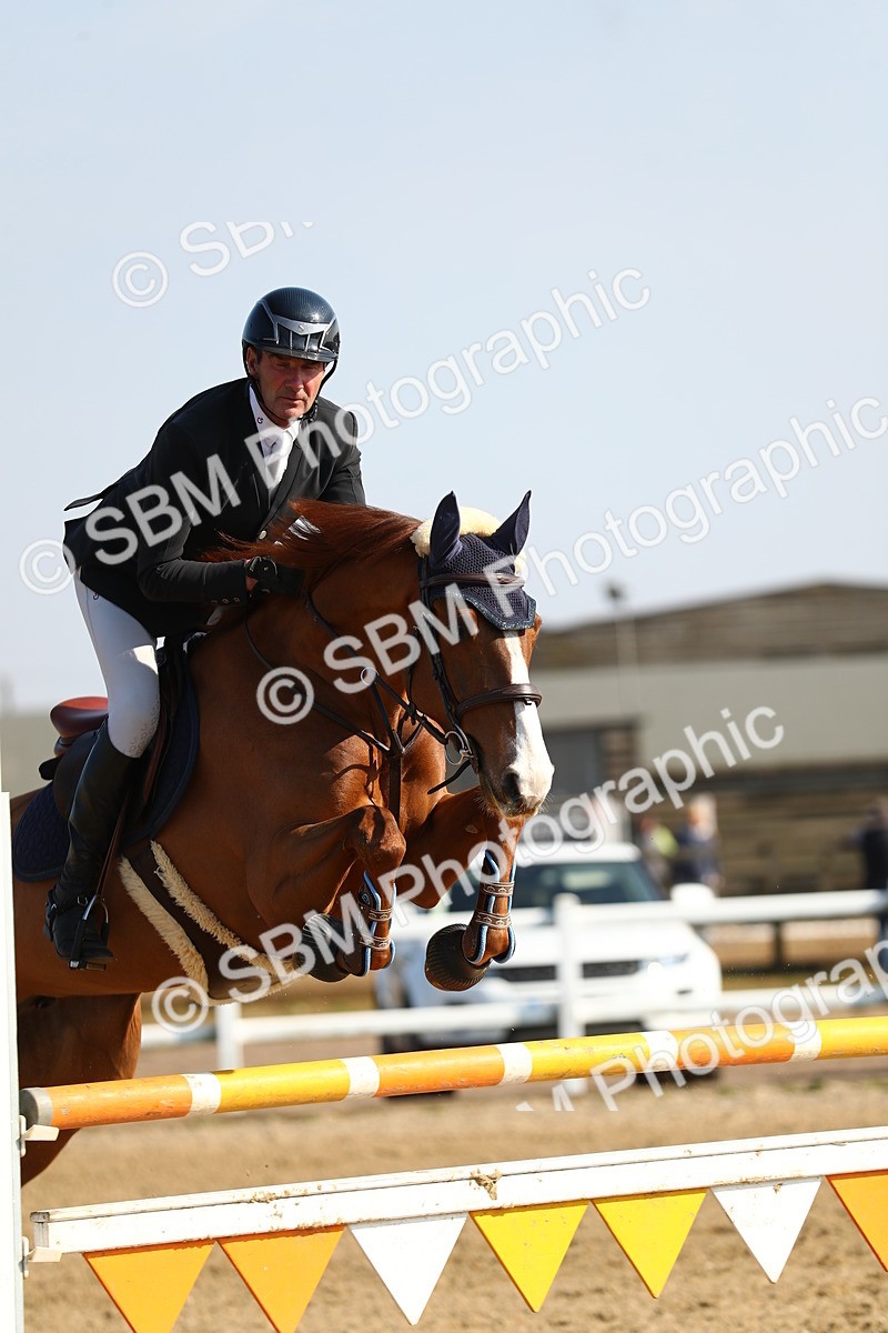 SBM_001401 - Class 5 - Senior Foxhunter - 1.20m