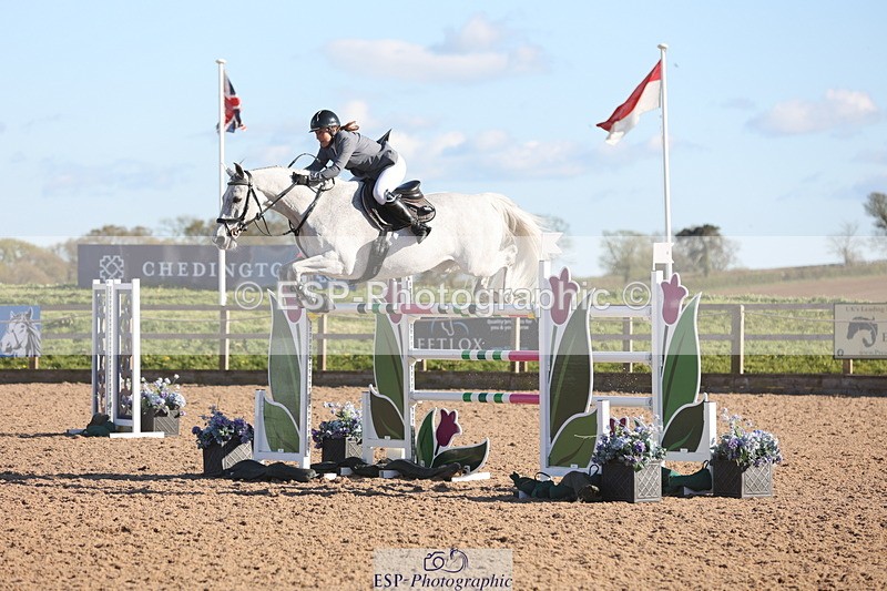 240419A-173117-09844 - Cls 10, 2 Star Big Tour 145cm  Break to End