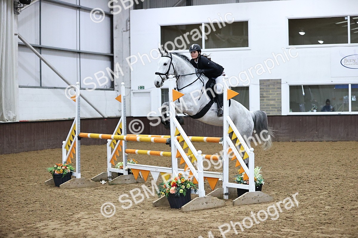 SBM_006155 - Class 16 - Senior Newcomers - 1.10m Open