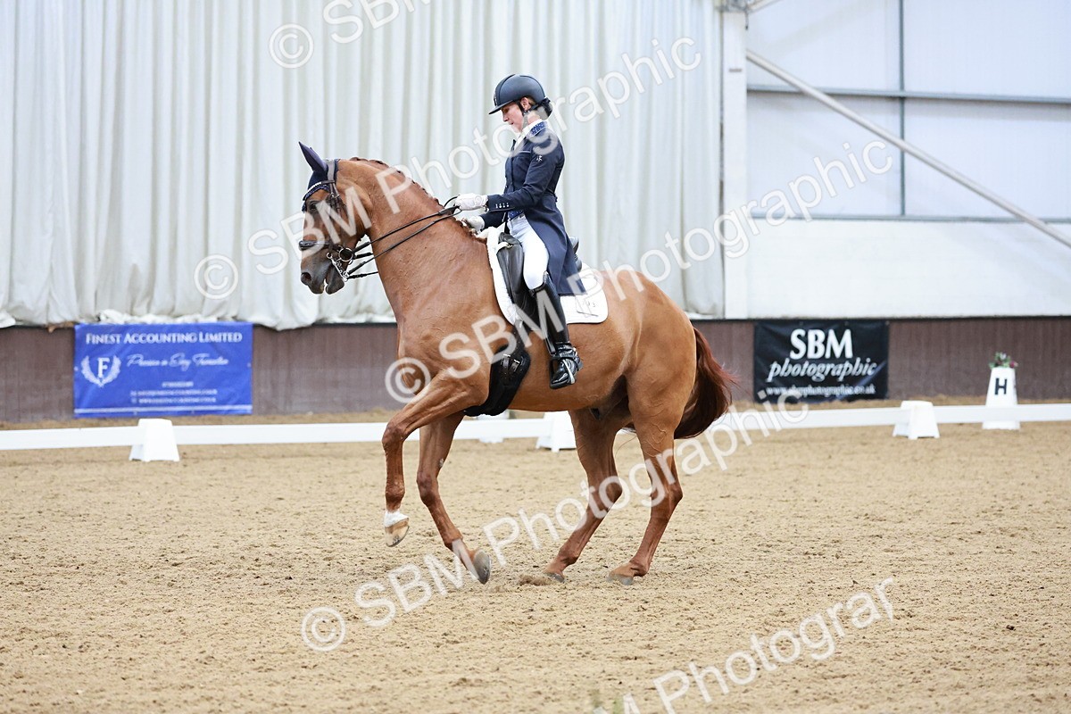 SBM_016369 - Class 5 - FEI INT II - 17.24-18.20