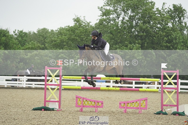 230722A-141342-09575 - Cls 23, 1 Star Gold 1.30m