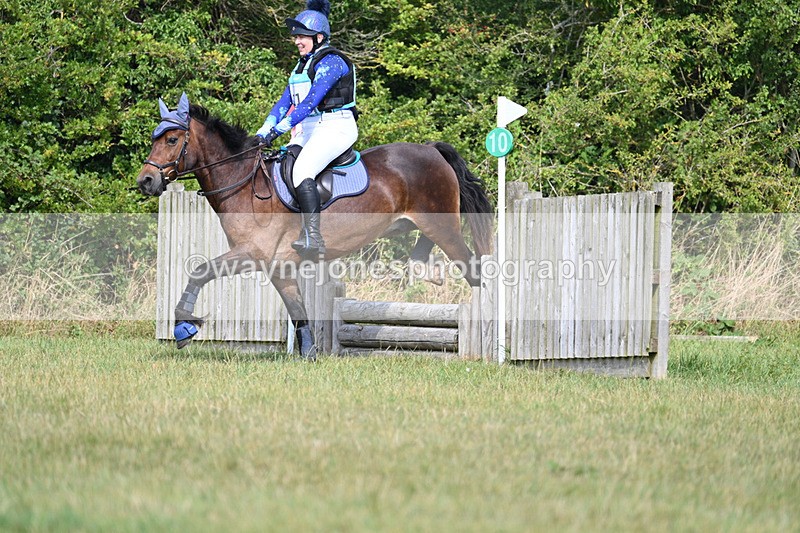 WJ7_6143 - 40cm XC Time 10:57 to 11:30