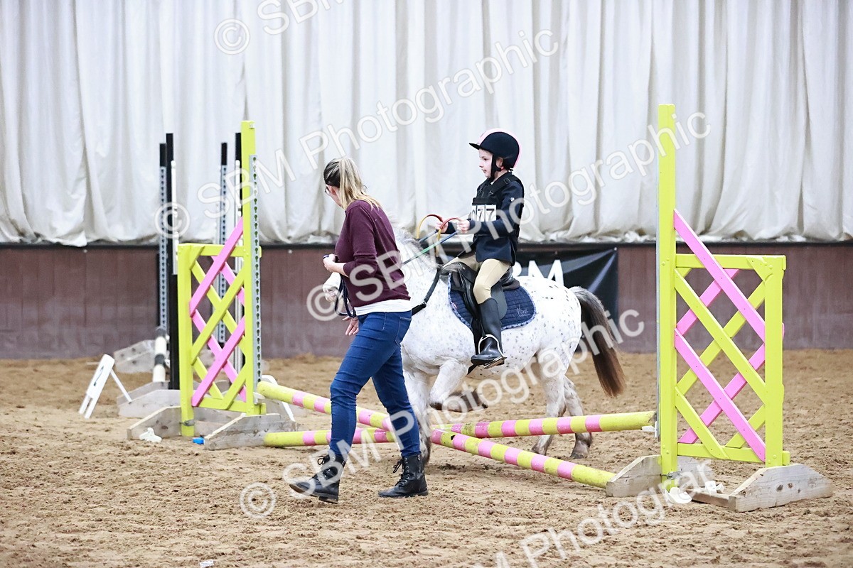 SBM_000047 - Class 1 - Cross Pole Jumping 30cm 40cm