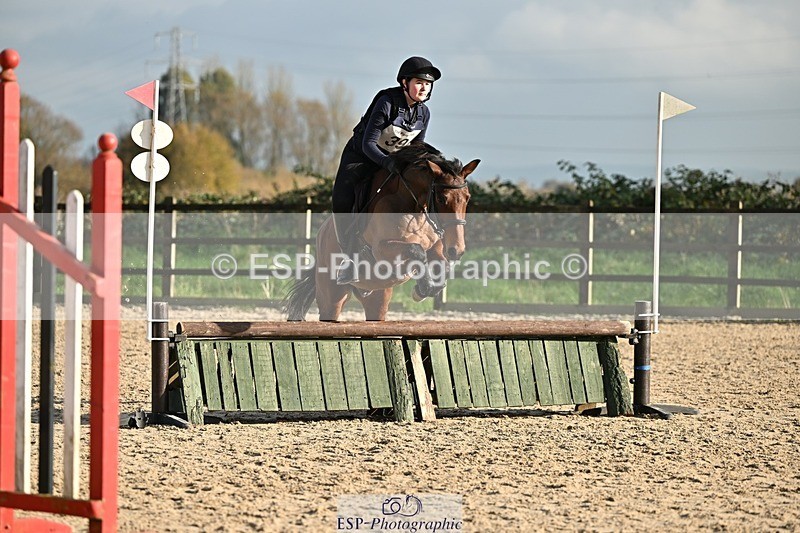241110-132533-00830 - 60-65cm Arena Eventing