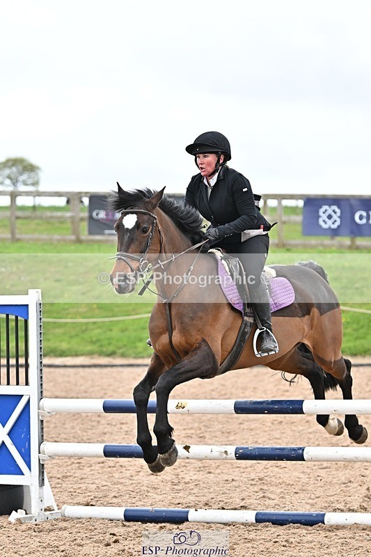 250414-112215-00479 - 90cm Round 1