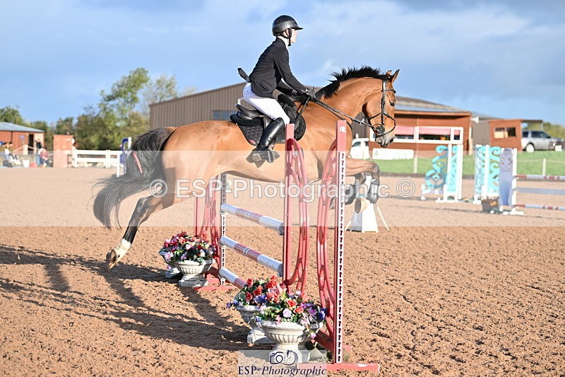 231014A-090432-03390 - Cls 17 Discovery & 1m Open