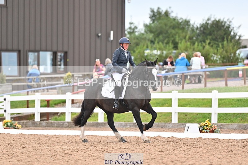 240817A-155429-10398 - 224-Rachel.Chatfield-Sparkie