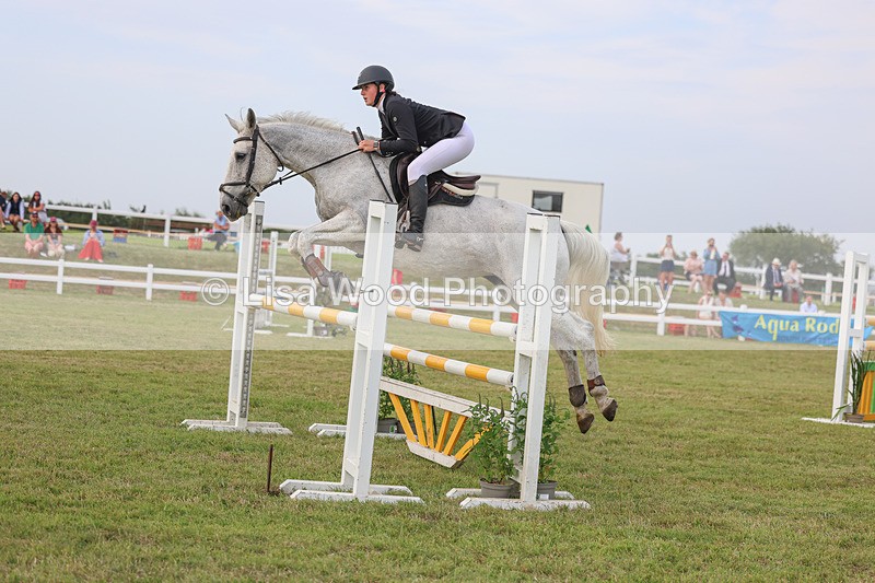 3E7A1050 - Class D: Showjumping Senior Newcomers/1.10m open