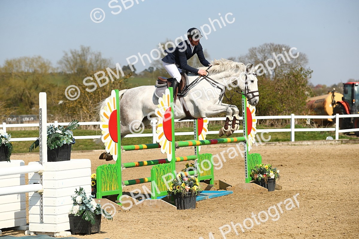 SBM_001119 - Class 4 - Senior Newcomers - 1.10m
