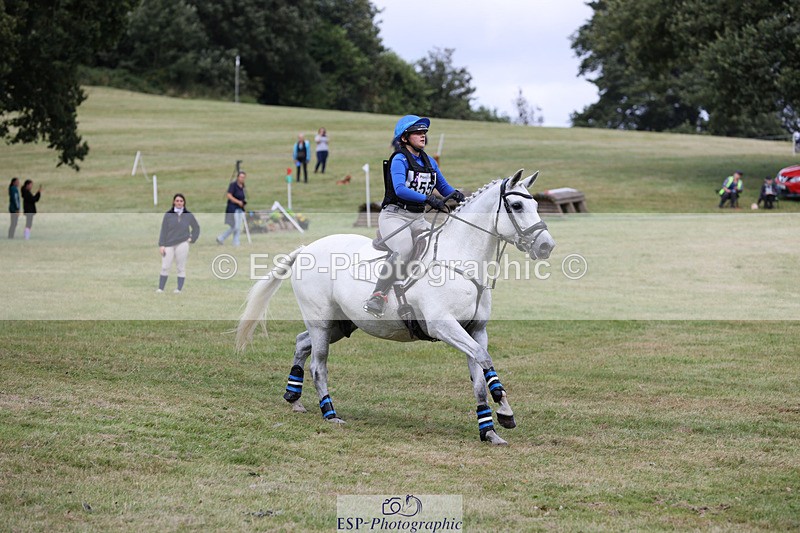 240825X-141652-34614 - 80cm XC 14.30 to 15.30