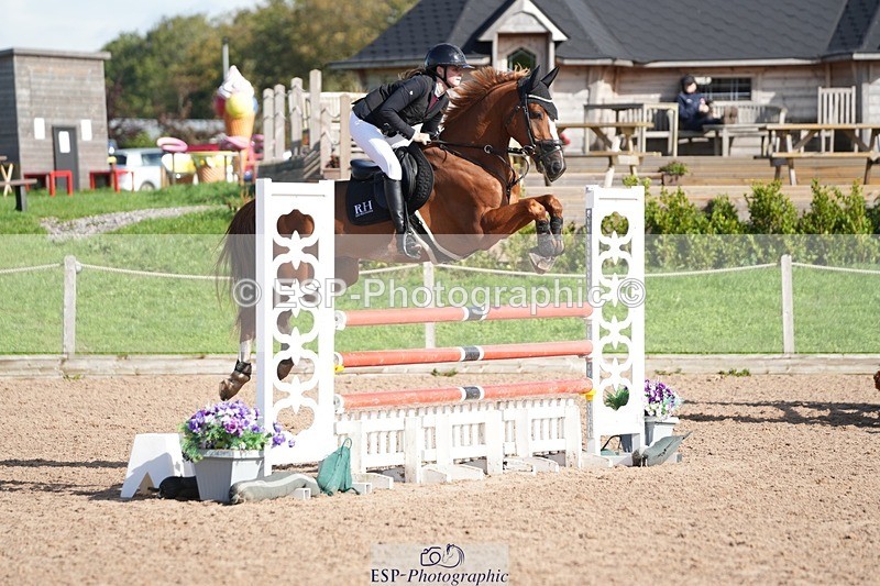 250913-102621-06157 - Cls 14 Snr Newcomers