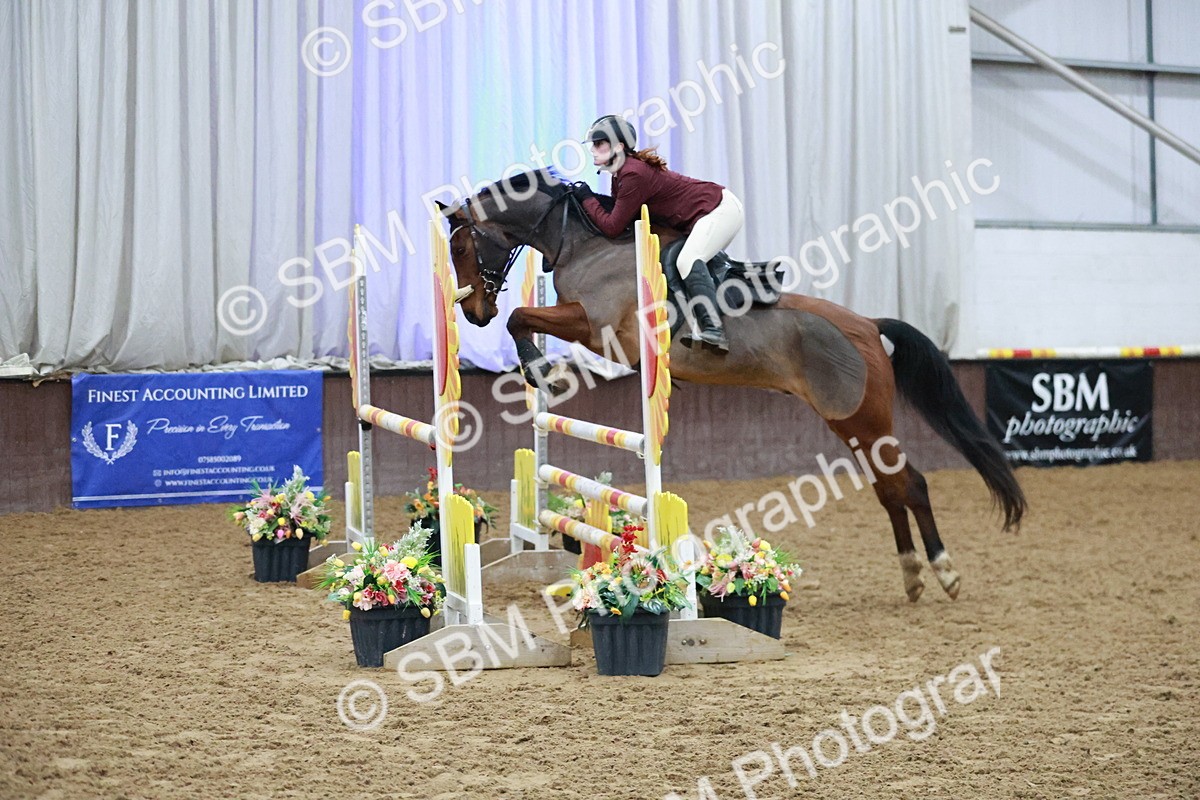 SBM_004501 - Class 17 - Senior Newcomers - 1.10m