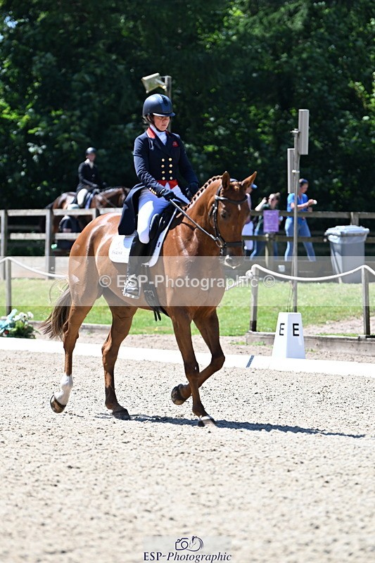 250522A-122214-03710 - C-202-Kitty.King-MBF.REDHOUSE.EVOQUE