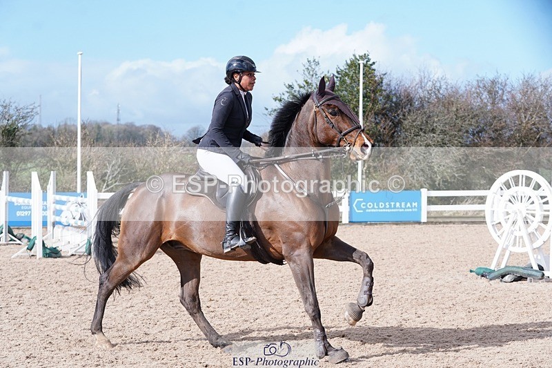 250222-115358-01675 - Cls 12 Newcomers and 1.10m Open