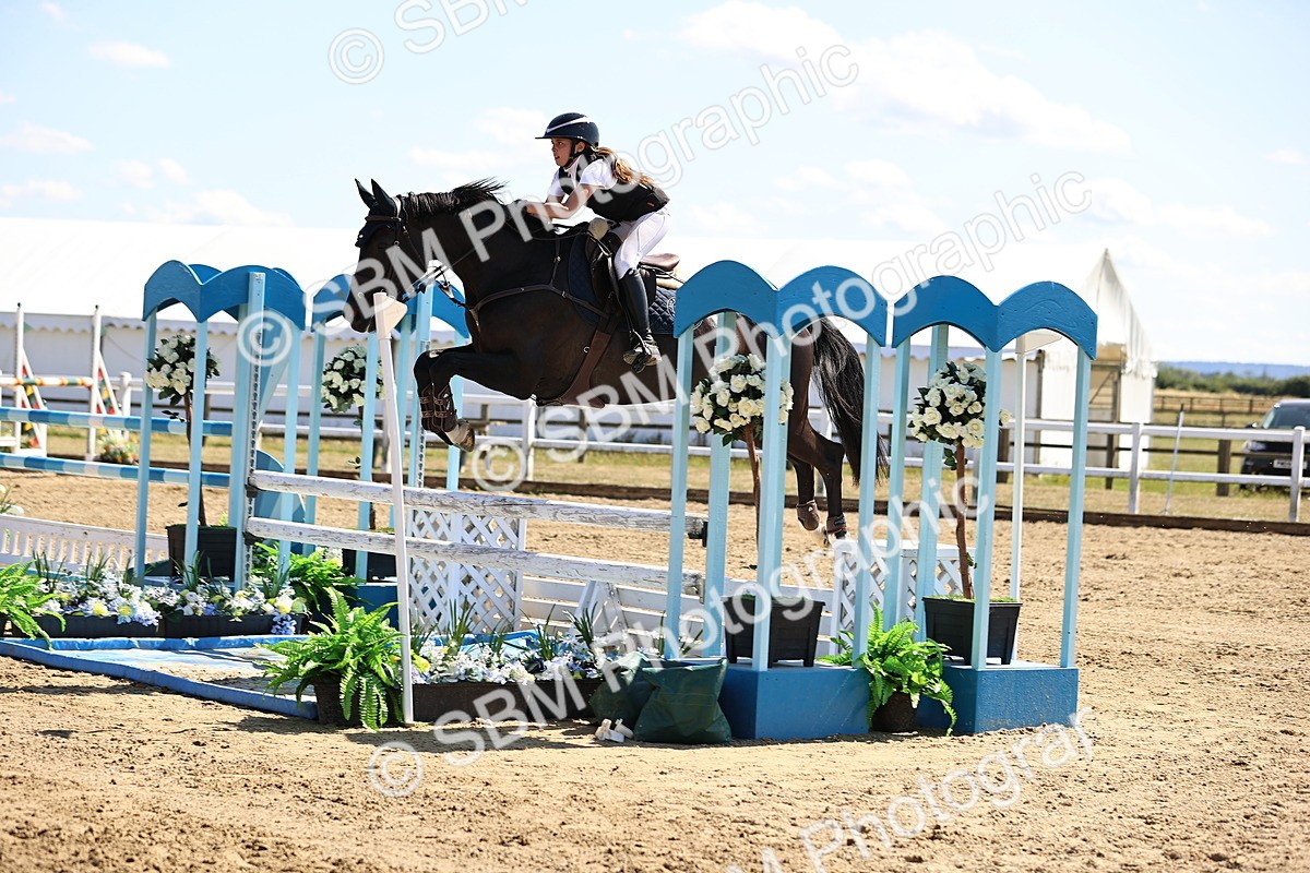 SBM_015215 - Class 16 - Senior foxhunter - 1.20m Open