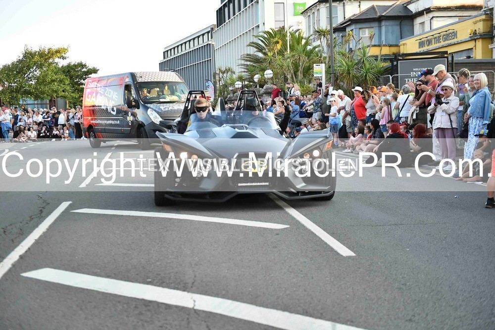 SH4_3945 - Carnival Procession.