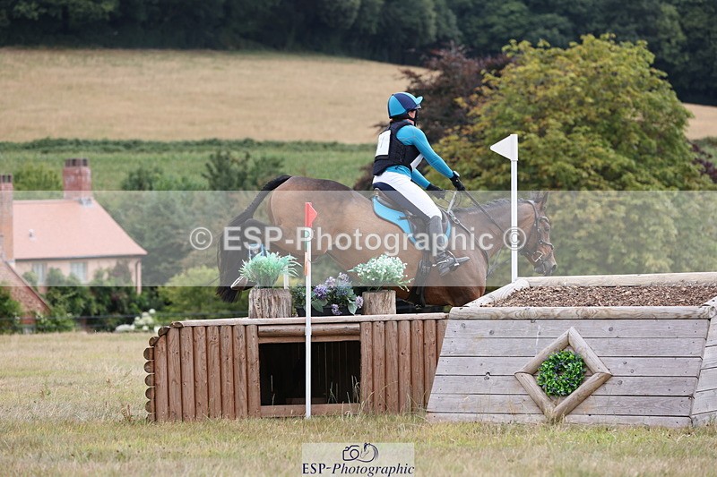 250802A-110543-01657 - B-061-Vicky.Stacey-HIGHDALE.AUTUMN.SUNRISE