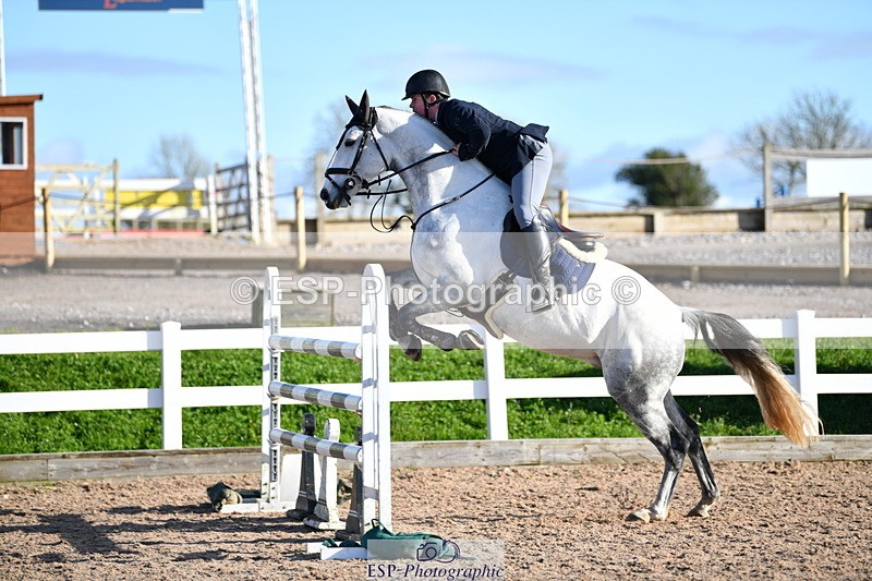 231110A-144314-00846 - Cls 6 Foxhunter & 1.20m Open