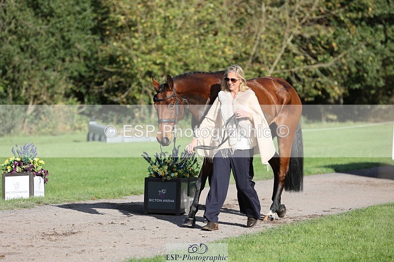 241027-100919-15716 - 447-Annastasia.Cross-KENNDALE