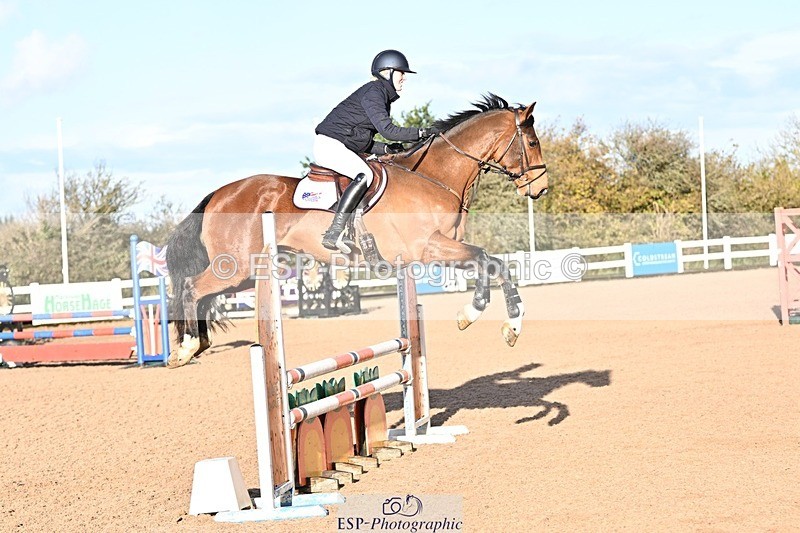 241120X-095253-00044 - Cls 01A&B Snr Brit Nov & 90 Open