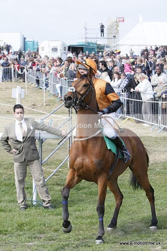  GRD 030510 70 - Guernsey Race Day 03/05/10