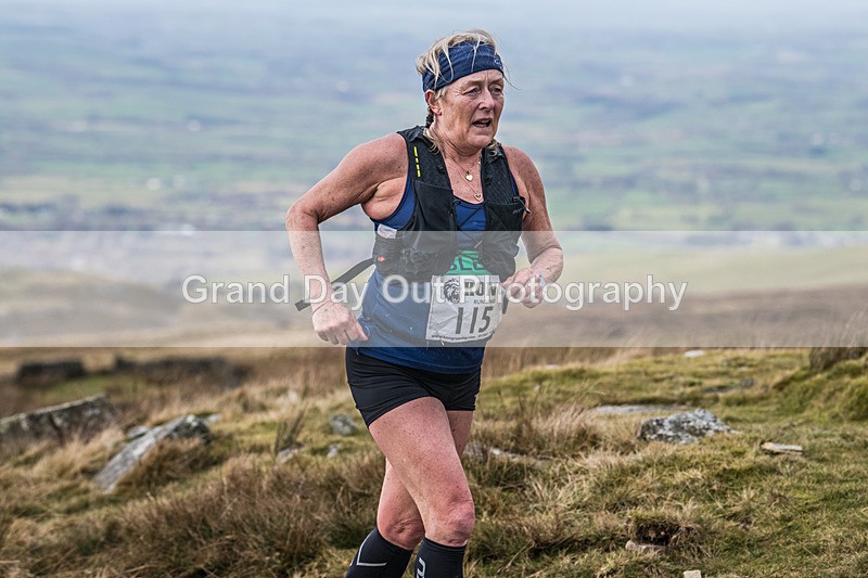 Nine Standards-445 - Nine Standards Fell Race Thursday 1st January 2026