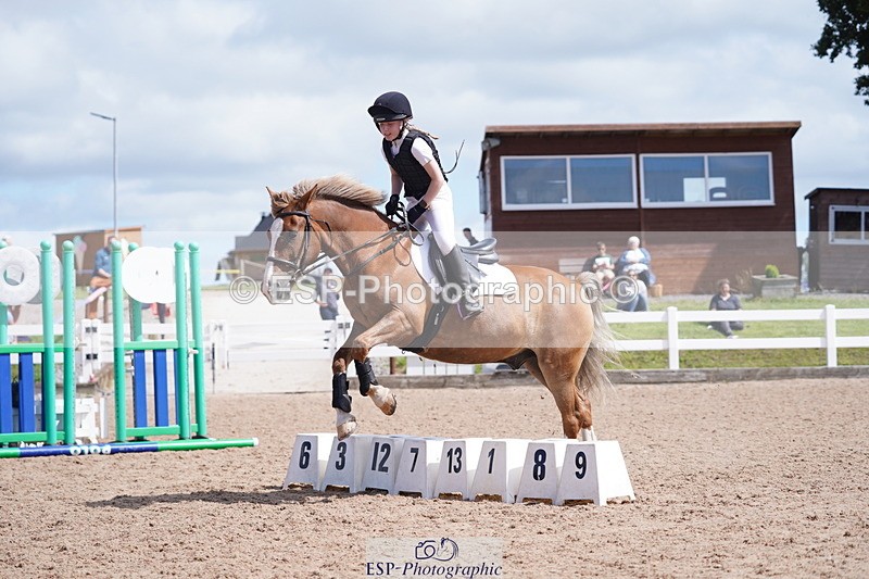 240809A-142244-01222 - Chase Me Charlie