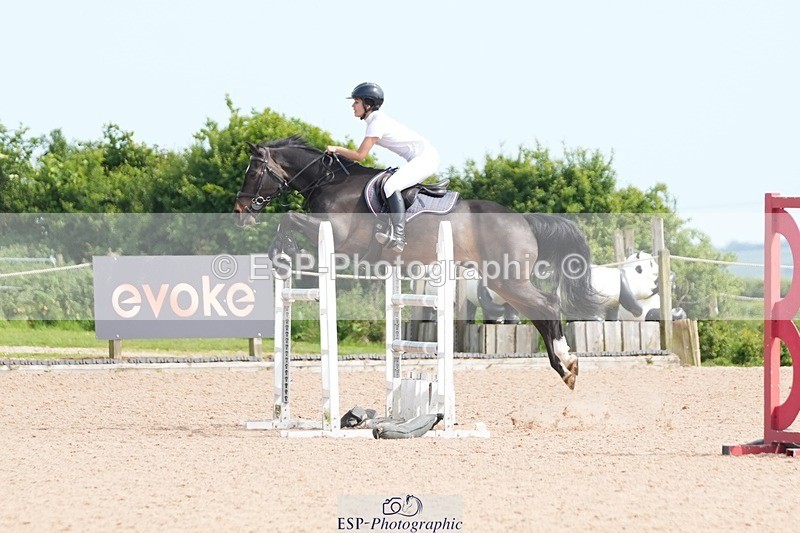 260523-153725-00792 - Cls 9 Pony Foxhunter and 1.10m Open