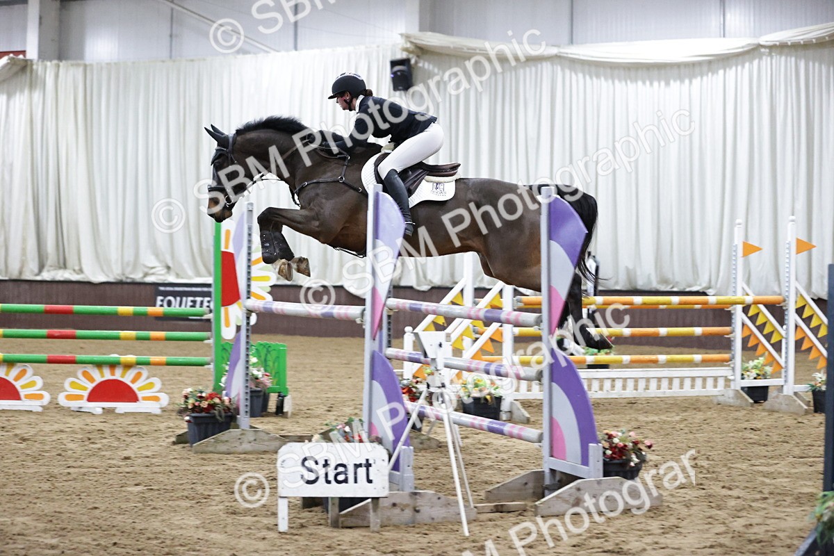 SBM_001547 - Class 5 - Redpost Equestrian Senior Foxhunter/ 1.20m Open
